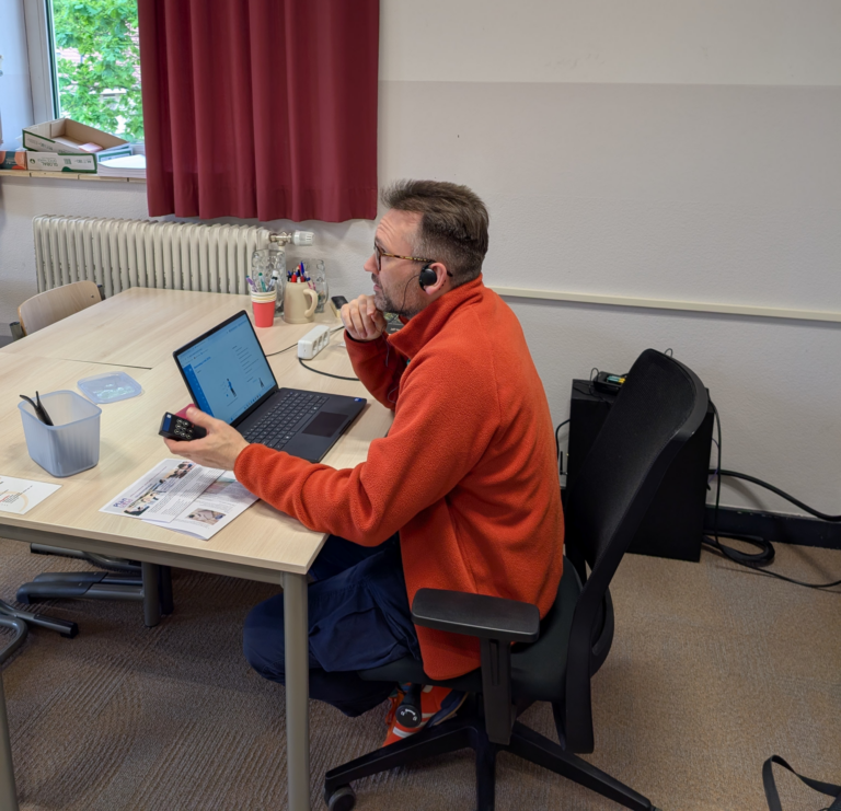 Blijven lesgeven met eenzijdige doofheid